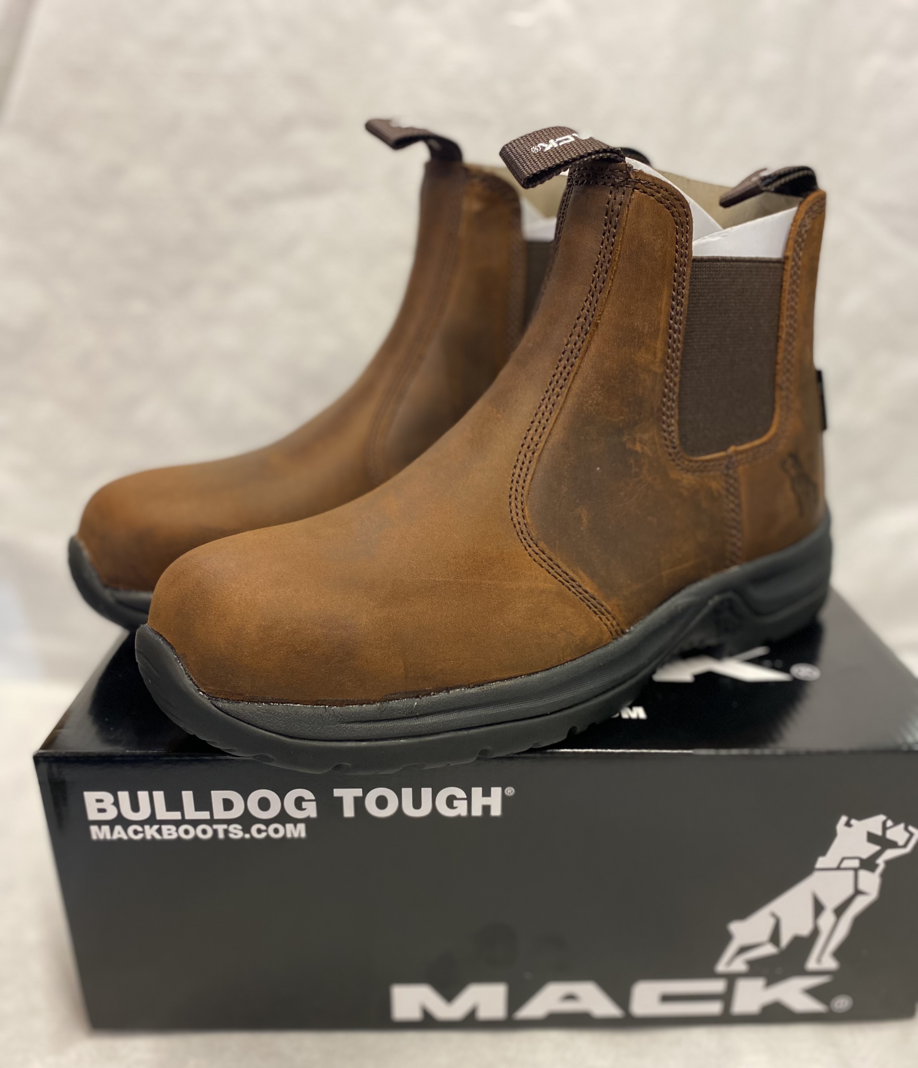 Mack Rider rocky (1)